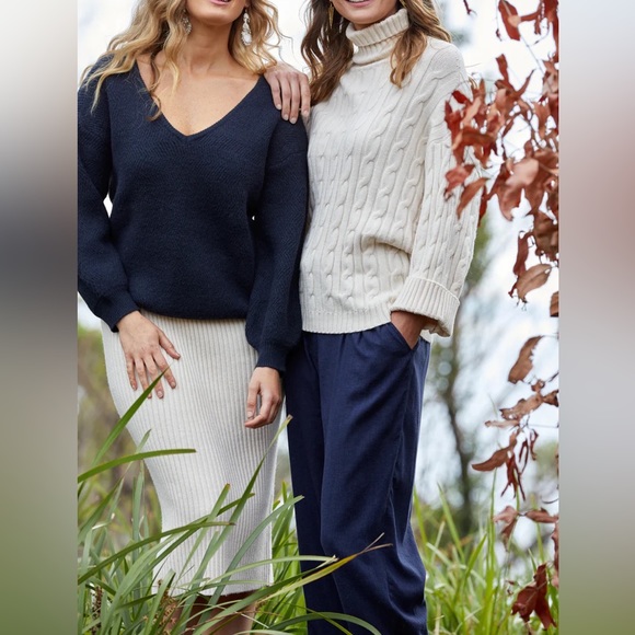 Cosy Soft Cream Cable Knit Relaxed Fit Turtleneck Sweater Jumper NWT - Picture 12 of 13